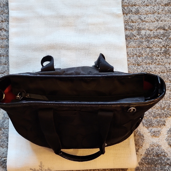 Coach Kyra Daisy Tote Shoulder Bag - Picture 9 of 16